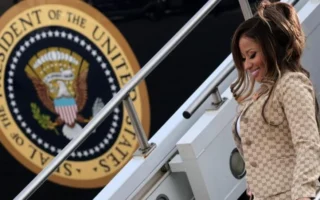 Rapper Nicki Minaj Dukung Trump dalam Kampanye di Michigan