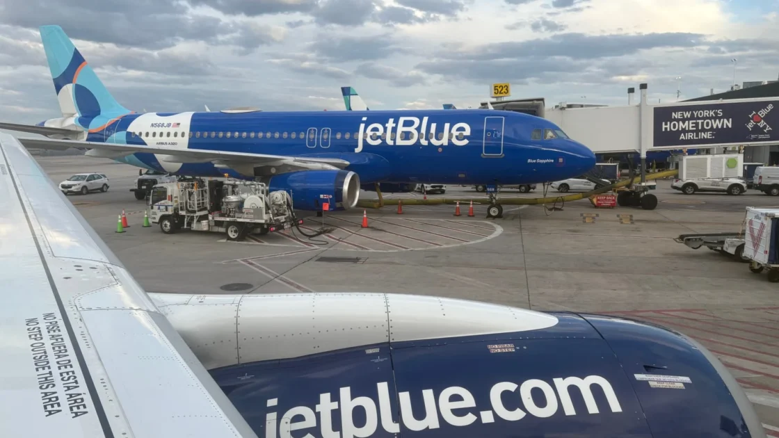 Kreditur JetBlue Gandeng PJT Partners untuk Restrukturisasi