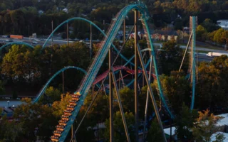 Six Flags Pasang Sabuk Pengaman Roller Coaster di Georgia