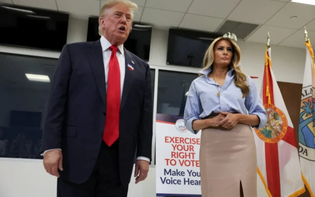 Trump Gunakan Hak Pilih Lebih Awal di Florida