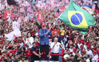 Pasar Saham Brasil Anjlok Usai Kemenangan Luiz Inácio Lula