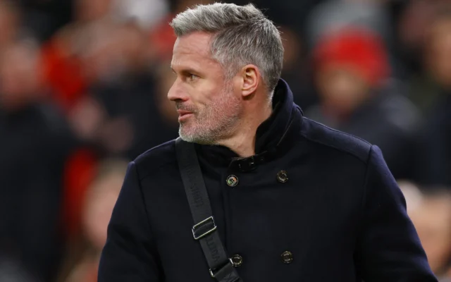 Aston Villa Bakal Gugat Jamie Carragher Gara-Gara Hinaan