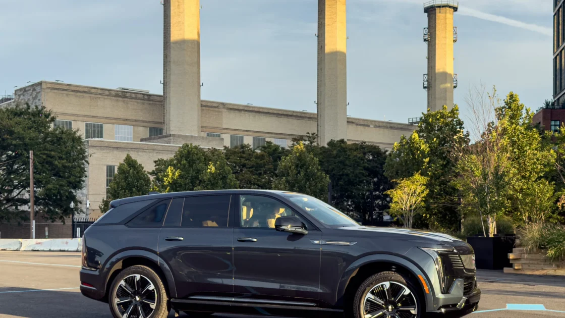 Cadillac Escalade IQ: SUV Listrik Jumbo dengan Jarak Tempuh 740 Km