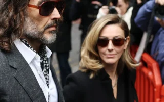 Kesaksian Mantan Asisten dalam Persidangan Russell Brand