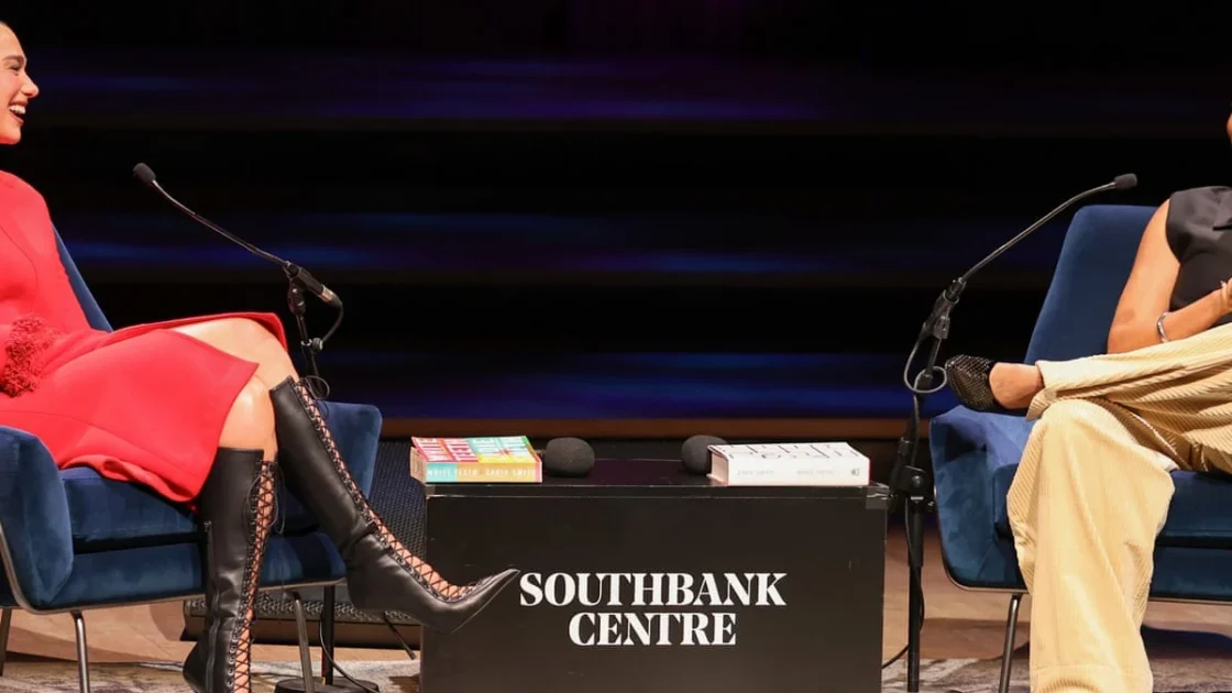 Zadie Smith dan Dua Lipa Bahas Ketimpangan di Inggris