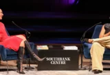 Zadie Smith dan Dua Lipa Bahas Ketimpangan di Inggris
