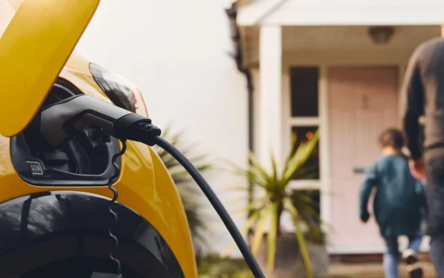 Inggris Kaji Insentif Mobil Listrik Jadi Pembangkit Listrik