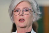 Kata Pertama Helen Haines Usai Insiden Penyerangan
