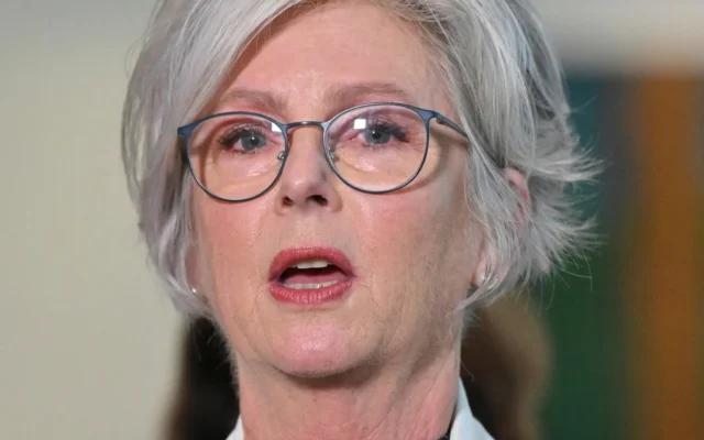 Kata Pertama Helen Haines Usai Insiden Penyerangan