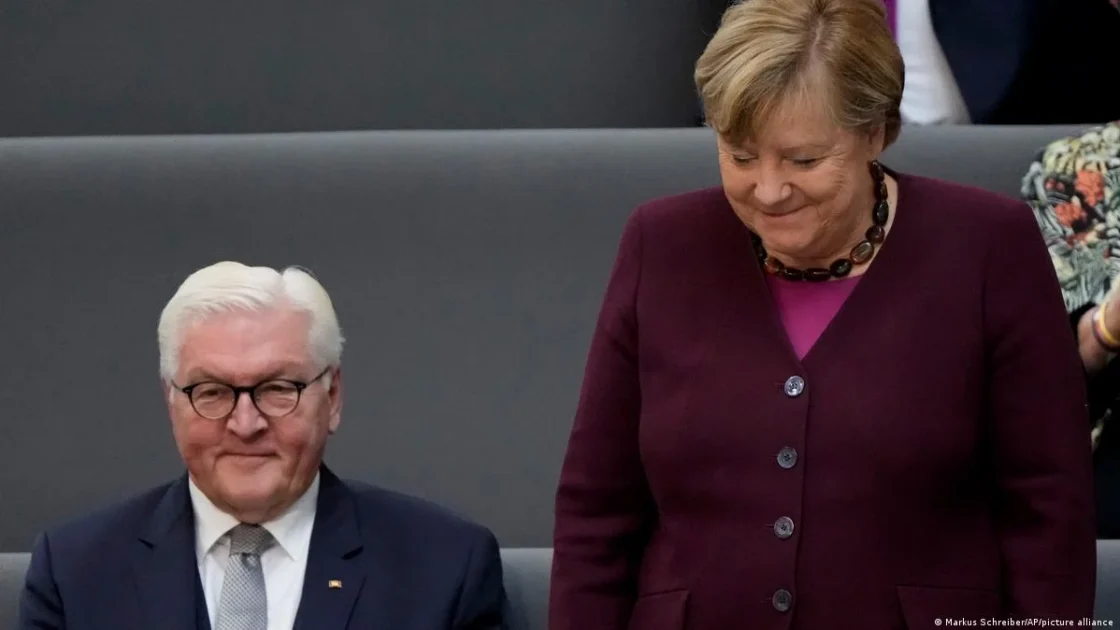 Merkel Dorong Presiden Perempuan Pertama untuk Jerman