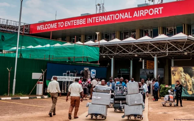Kasus Ebola Kenya-Nigeria, Bandara Uganda Disorot