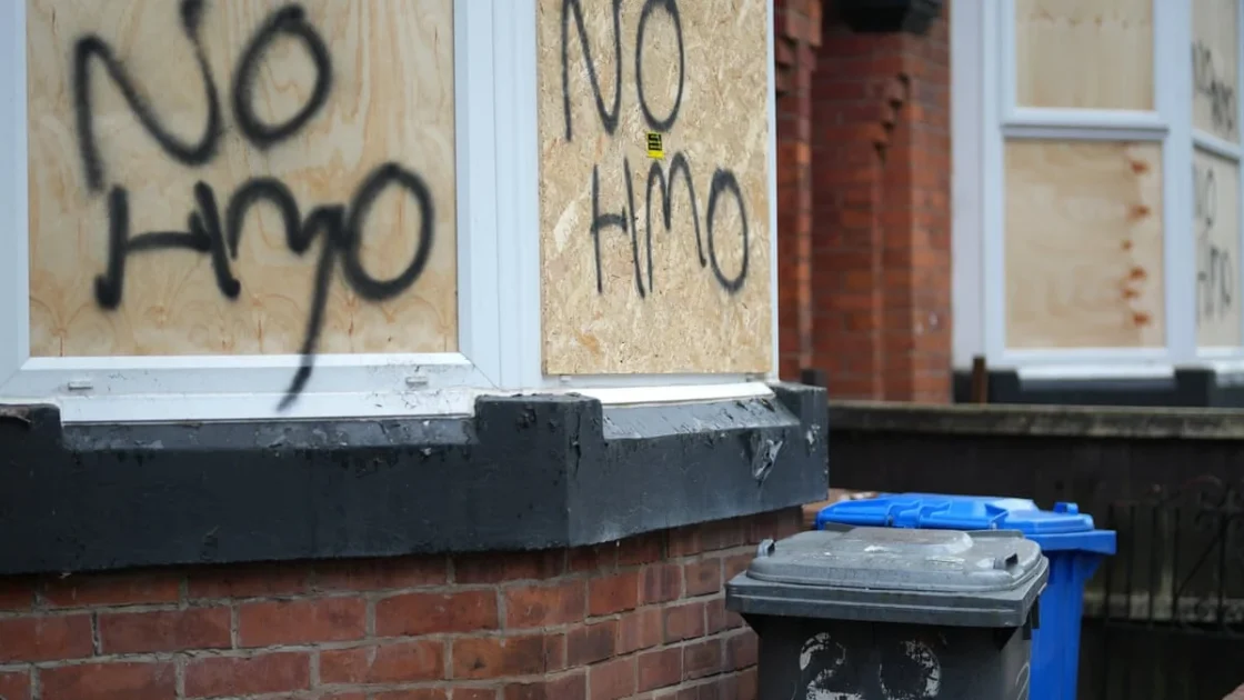 Anak-anak Dieksploitasi untuk Merusak Rumah HMO di Manchester
