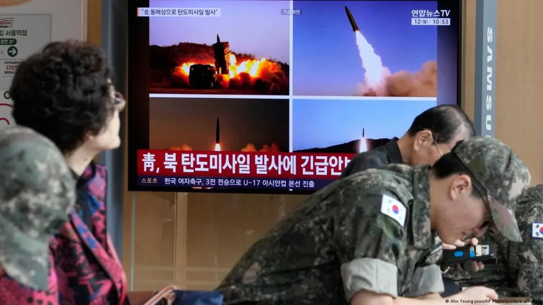 Korea Utara Tembakkan 10 Rudal Balistik ke Laut