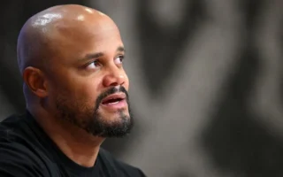 Pelatih Bayern Vincent Kompany Butuh Waktu Berminggu-minggu Pulih