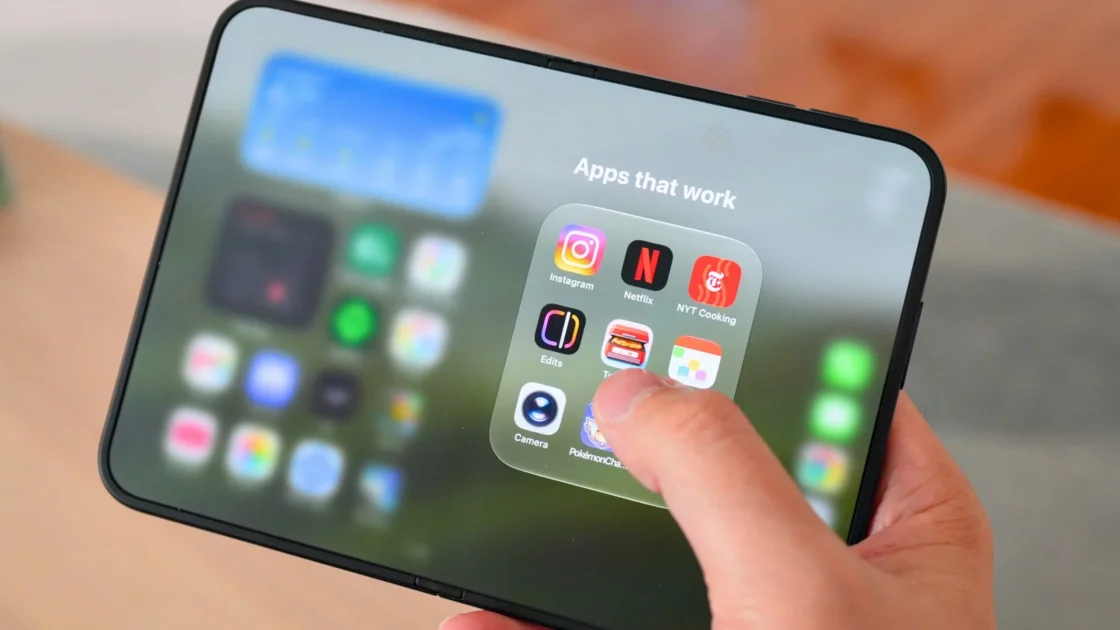 7 Aplikasi iPhone Duo yang Manfaatkan Layar Lipat Apple
