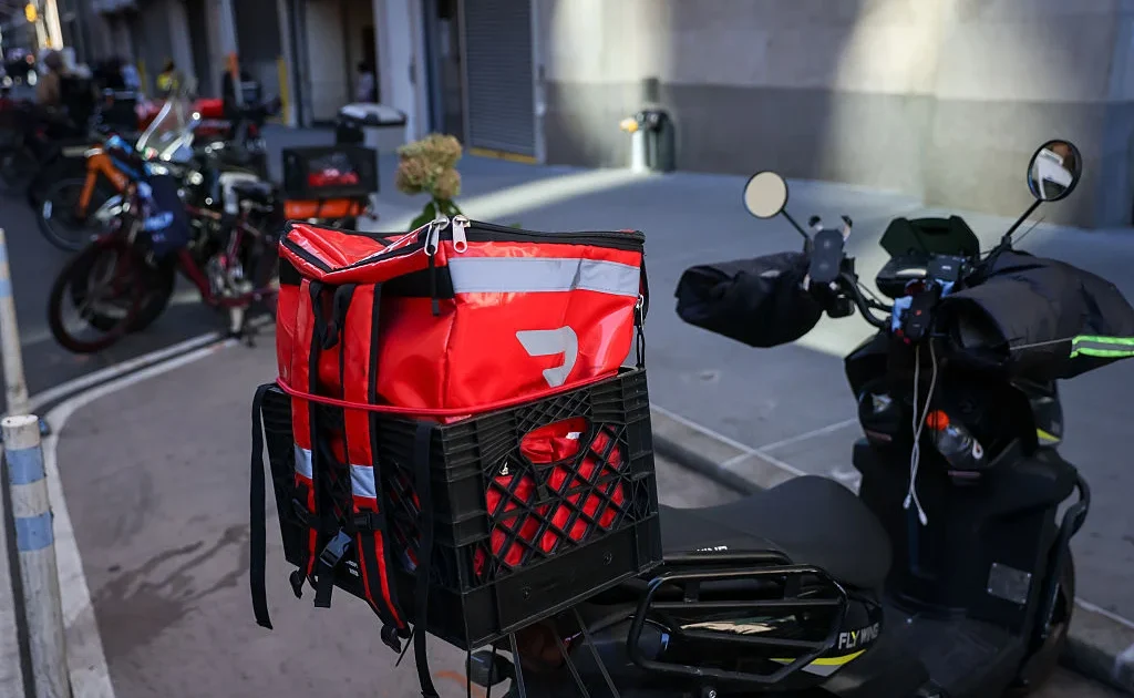 Penggunaan Agen AI untuk Pesanan DoorDash Masih Sangat Minim