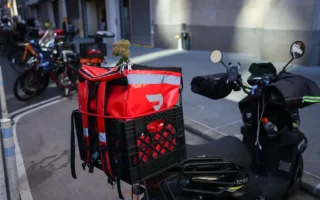 Penggunaan Agen AI untuk Pesanan DoorDash Masih Sangat Minim