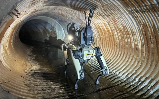 Karyawan Boston Dynamics Protes Penjualan Anjing Robot ke ICE