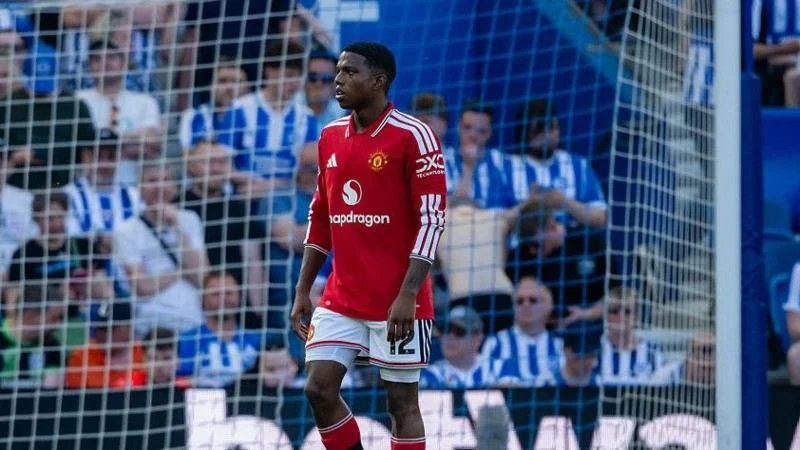 Tyrell Malacia Tak Menyesal Gabung Manchester United