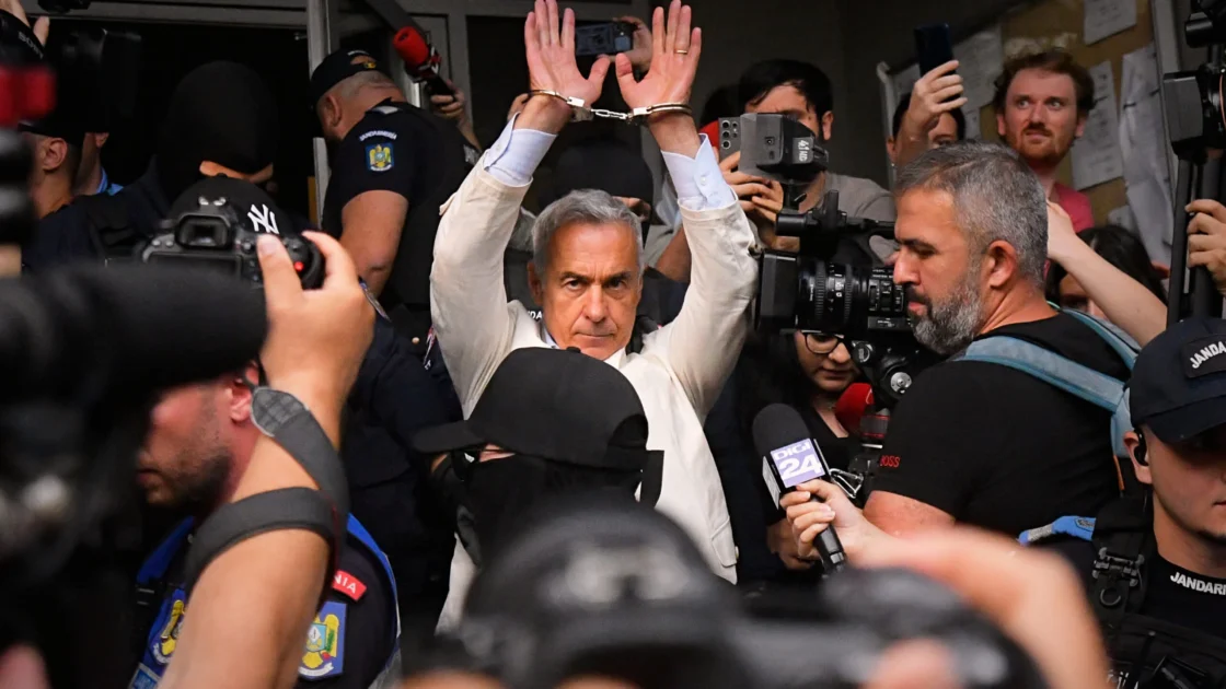 Pengadilan Rumania Perpanjang Penahanan Politikus Calin Georgescu