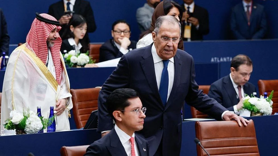 Foto Bersama G20 Dibatalkan Usai Protes Kehadiran Lavrov