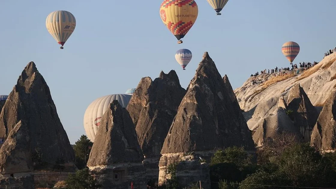 Longsor di Cappadocia Turki Runtuhkan Batu, 3 Orang Tewas