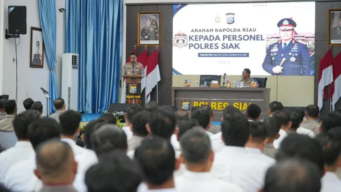 Kapolda Riau Minta Kapolsek dan Bhabin Turun ke Warga