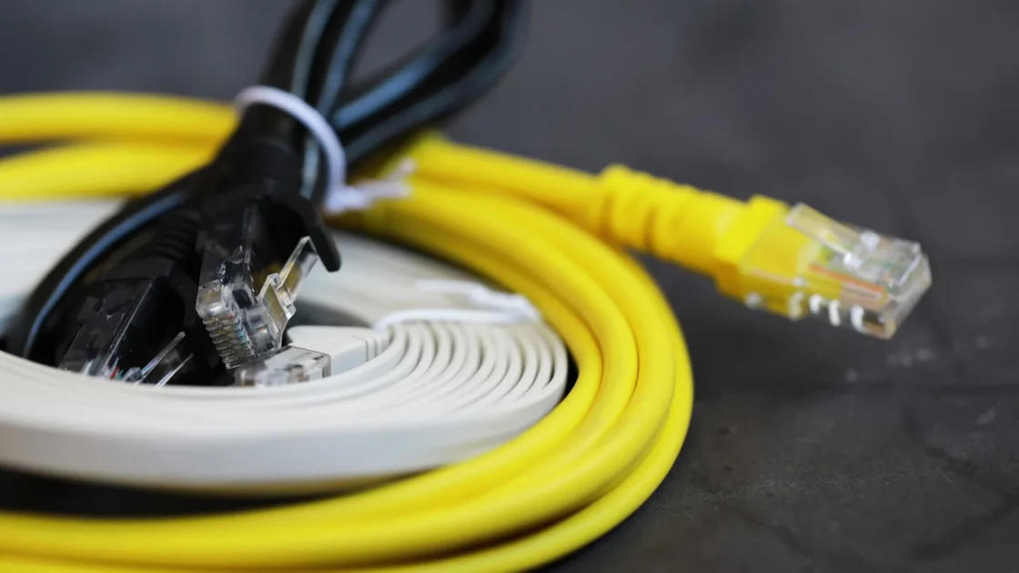 Alasan Ilmiah Mengapa Kabel Ethernet di Rumah Berkelindan