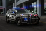 Kepolisian Michigan Uji Mobil Patroli Tercepat di Lintasan Balap