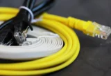 Bisakah Kabel Ethernet Standar Dipakai di Luar Ruangan?