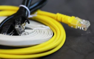 Bisakah Kabel Ethernet Standar Dipakai di Luar Ruangan?