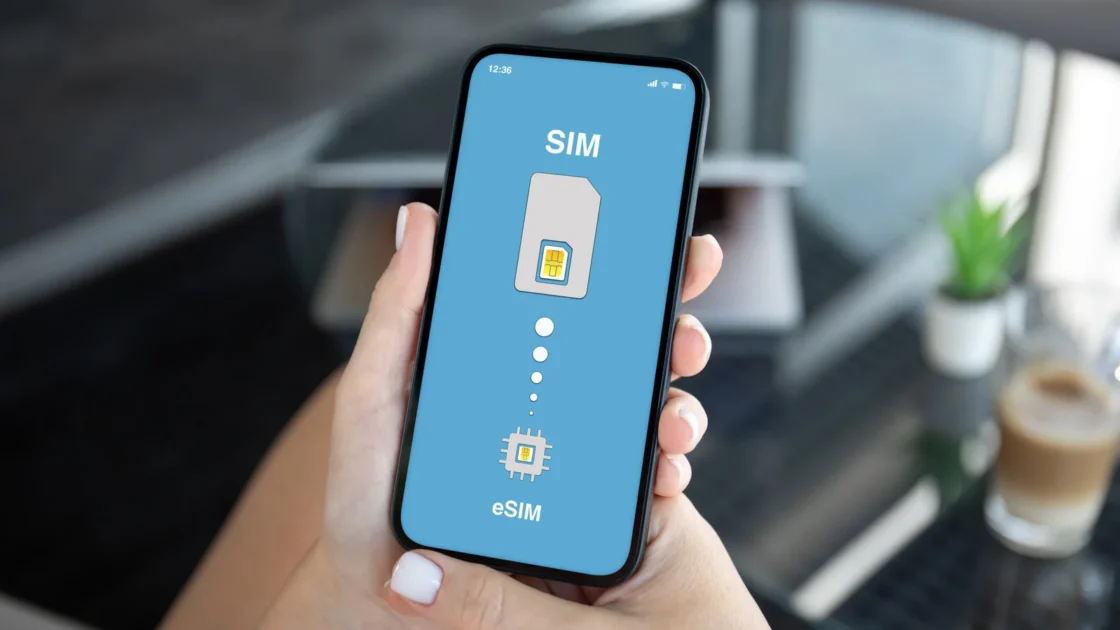 Kelebihan dan Kekurangan Menggunakan eSIM Dibanding SIM Fisik