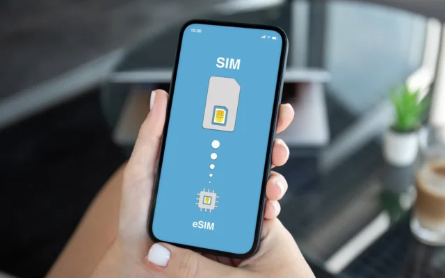 Kelebihan dan Kekurangan Menggunakan eSIM Dibanding SIM Fisik