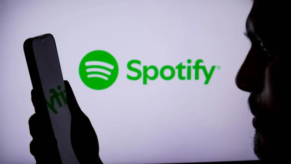 Aturan Baru Spotify, Scan QR Code untuk Paket Keluarga