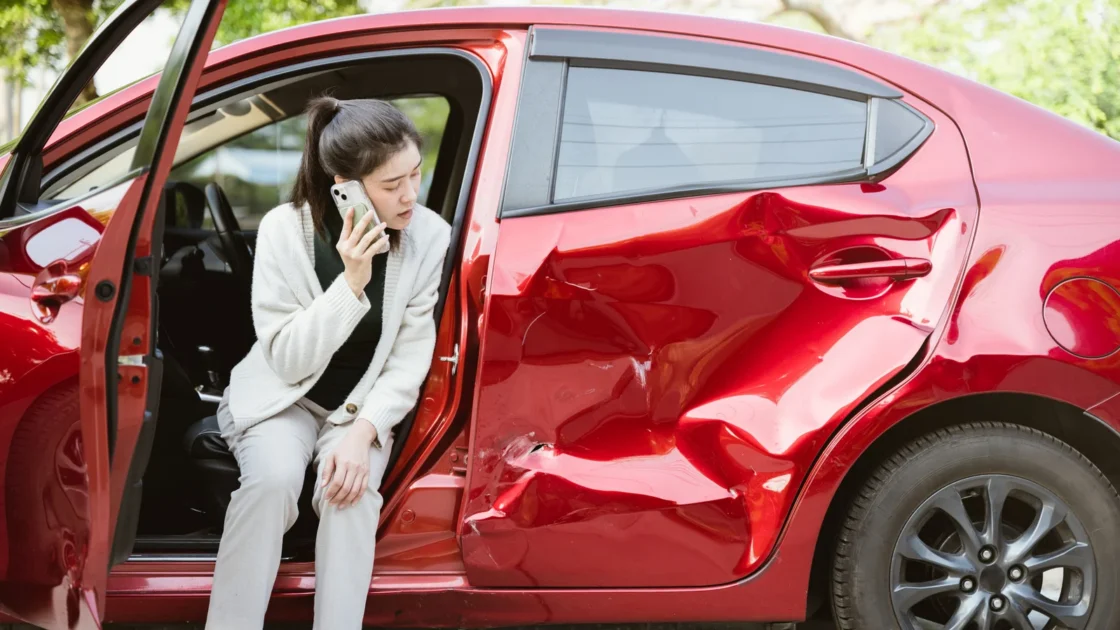 Plus Minus Pindah Penyedia Asuransi Mobil yang Perlu Diketahui