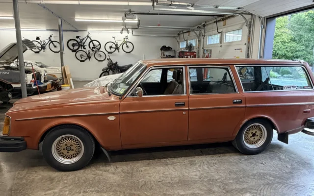 Alasan Pemilik Ubah Volvo 245 Tahun 1979 ke Karburator