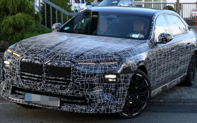 Sedan Mewah Terbaru Alpina Berbasis BMW Seri 7 Terpantau Uji Jalan