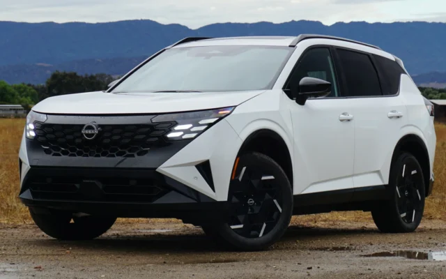 Nissan Rogue Hybrid 2027 Hadirkan Sensasi Berkendara Unik