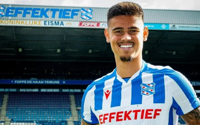 Nasib Mees Hilgers di Heerenveen Diungkap Pelatih