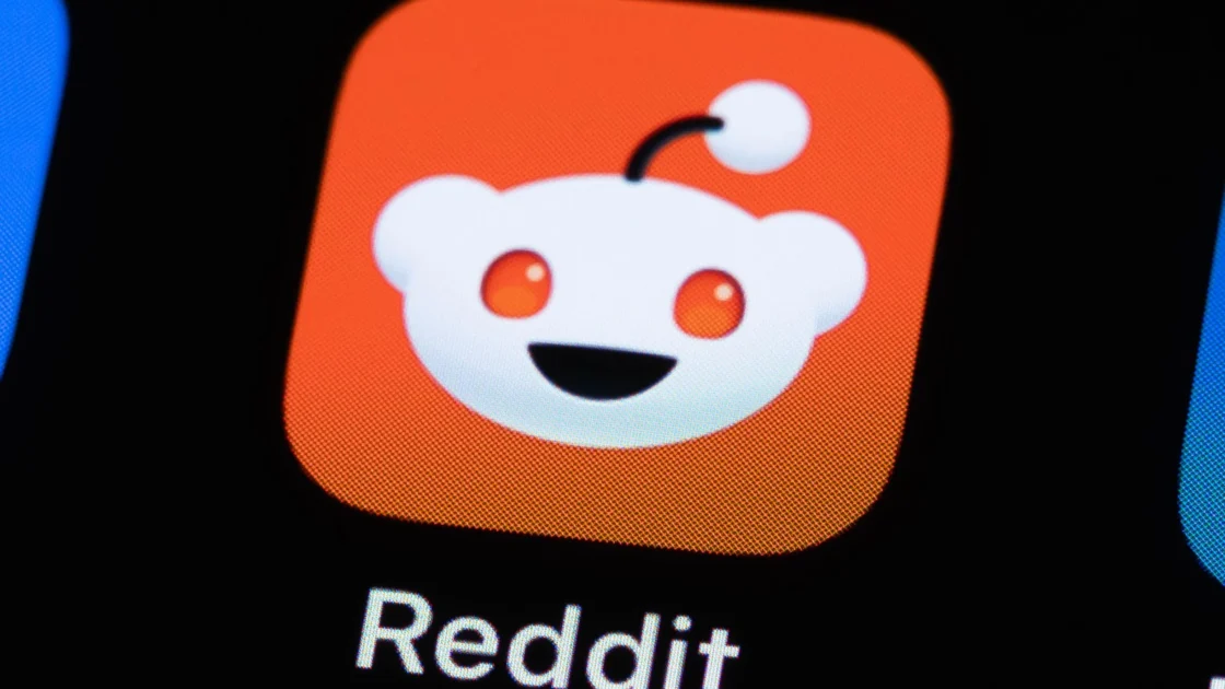 Reddit Akan Wajibkan Pengguna Masuk Akun untuk Akses