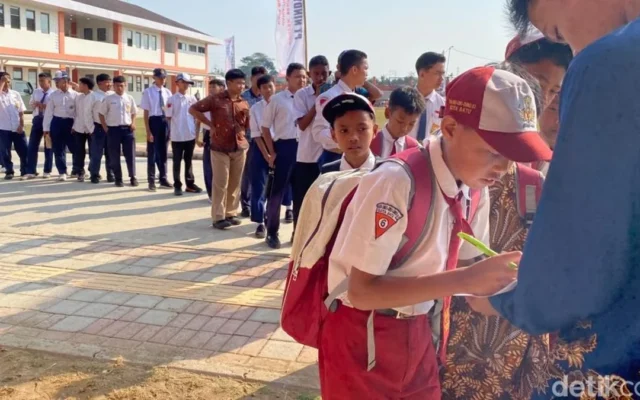 Kemensos Jaring Puluhan Ribu Anak Kurang Mampu Lewat Sekolah Rakyat
