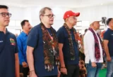 Wamensos Resmikan Taman Anak Sejahtera dan Salurkan Bantuan